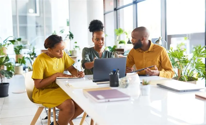 Team reviewing a client's marketing performance together